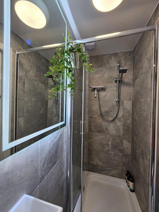 Stylish Putney Village Flat Londres Exterior foto
